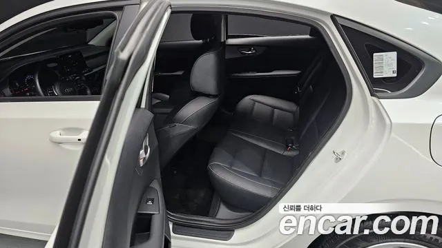 Kia Come New K3 id 2855148 из Кореи 10