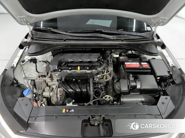 Hyundai The New Avante AD id 3911859 из Кореи 10