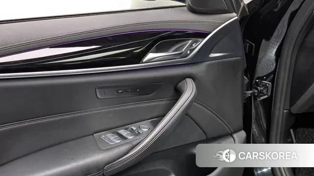 BMW 5 Series (G30) id 3519080 из Кореи 10