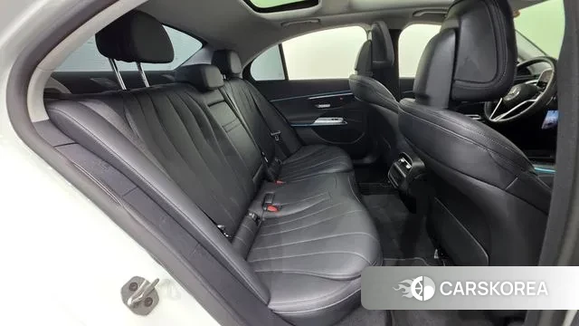 Mercedes-Benz E-Class W214 id 3426244 из Кореи 10