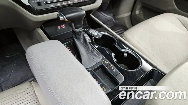 Kia The New Carnival id 2612103 из Кореи 10