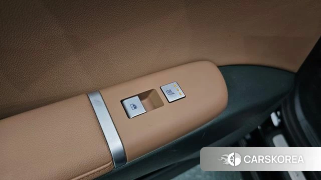 Hyundai Grandeur (GN7) id 3786690 из Кореи 10