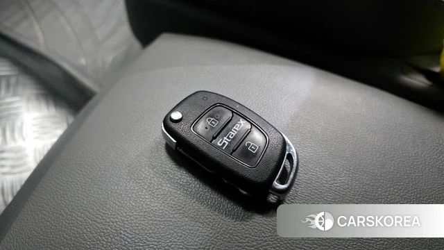 Hyundai The New Grand Starex id 3795939 из Кореи 10