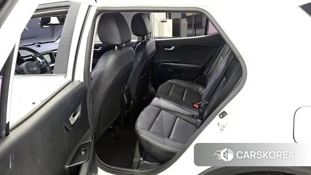 Kia Stonic id 3118003 из Кореи 10