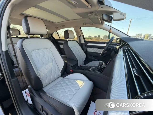 Volkswagen Magotan id 4263101 из Китая 10