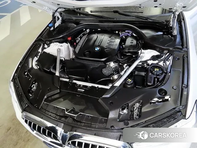 BMW 5 Series (G30) id 3509142 из Кореи 10