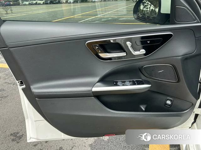 Mercedes-Benz Class C id 4290456 из Китая 10
