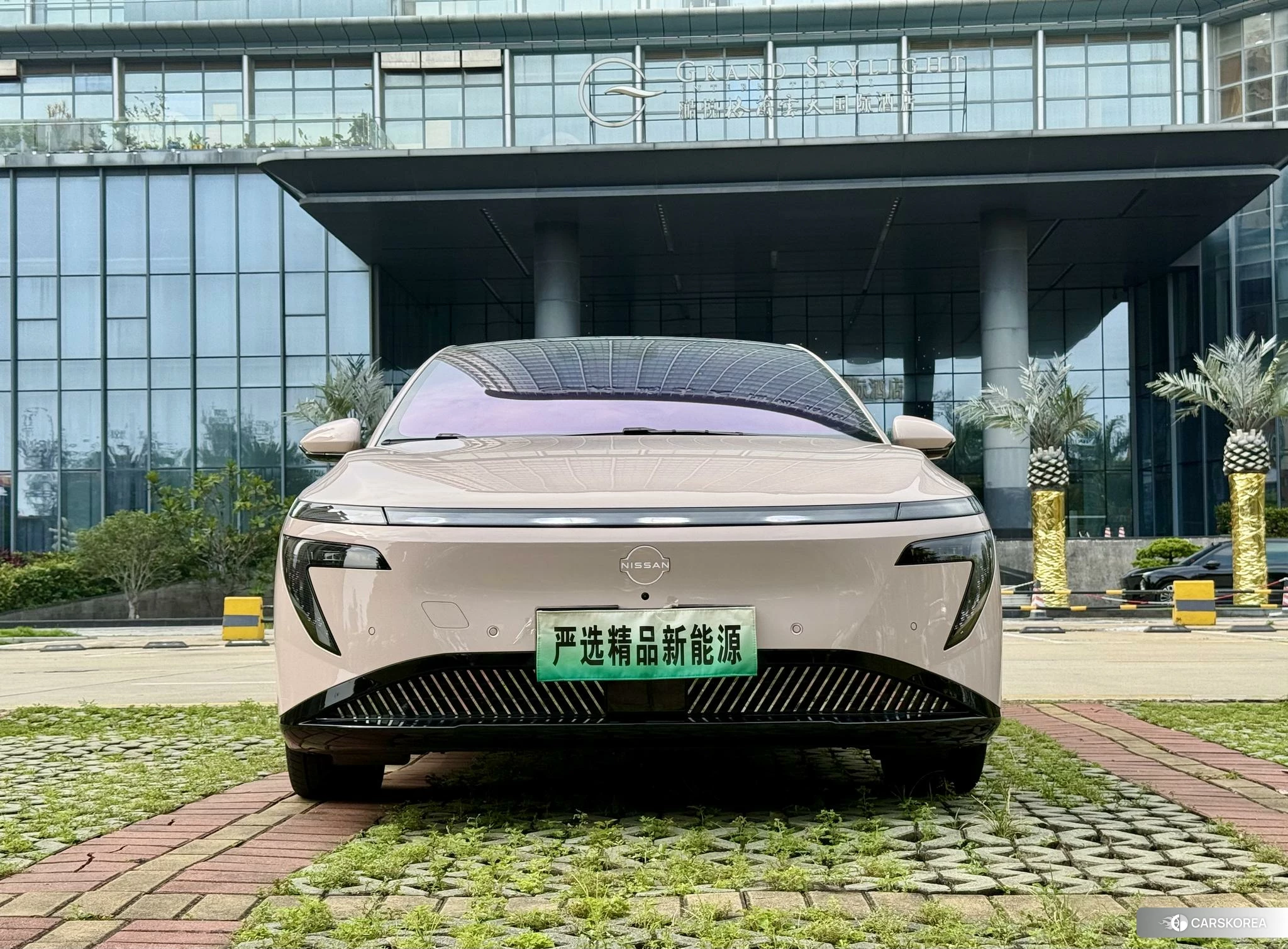 Nissan N7 id 4453141 из Китая 10