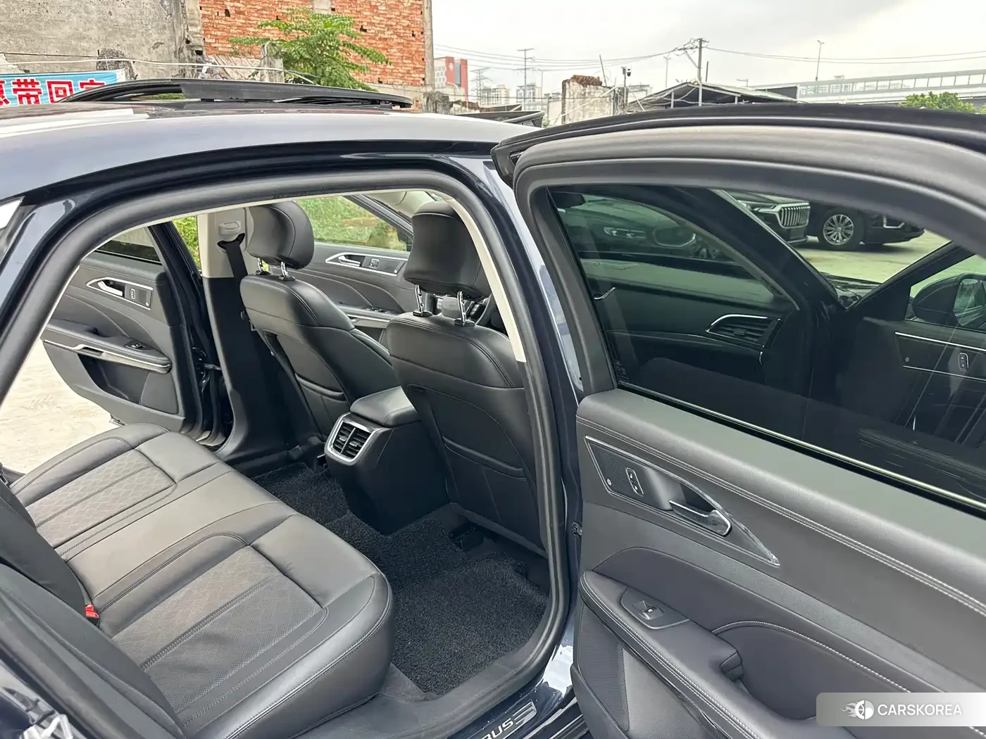 Ford Taurus id 4565212 из Китая 10