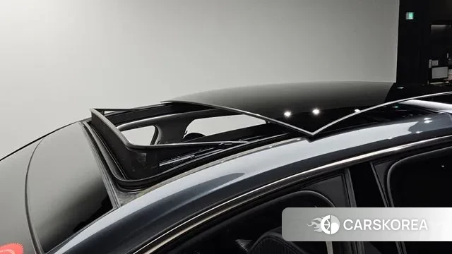 Hyundai Grandeur (GN7) id 3544988 из Кореи 10