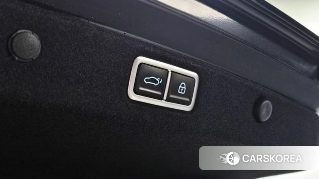 Hyundai Grandeur (GN7) id 4194466 из Кореи 10