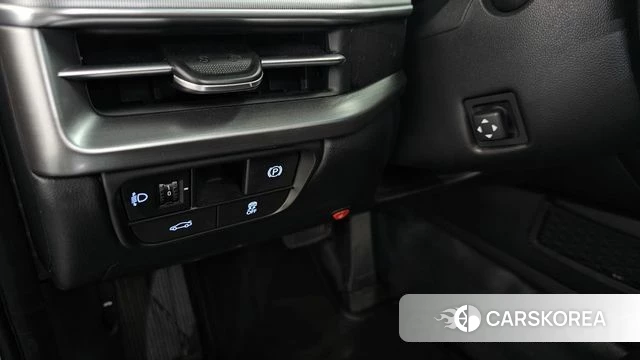 Hyundai Grandeur (GN7) id 4422112 из Кореи 10