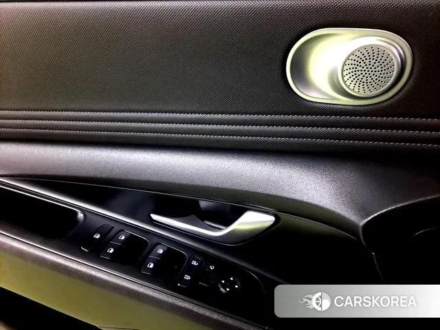 Hyundai Avante (CN7) id 3202808 из Кореи 10