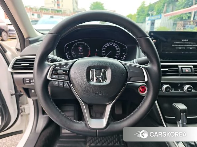 Honda Accord id 4263458 из Китая 10