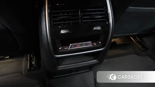 BMW X6 (G06) id 3732405 из Кореи 10