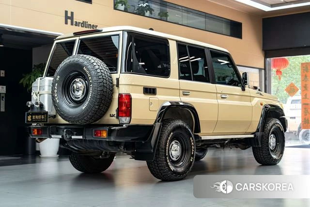 Toyota Land Cruiser 70 Series id 4307742 из Китая 10