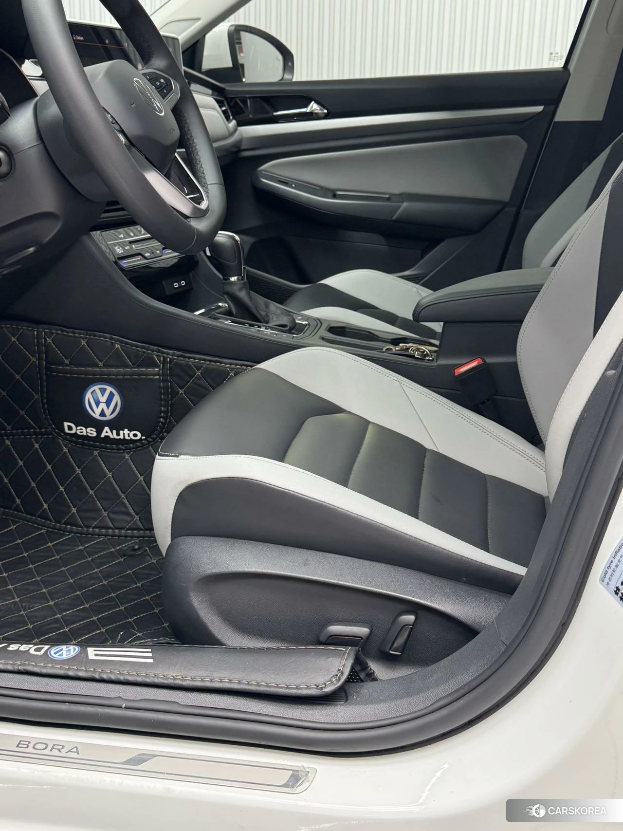 Volkswagen Bora id 4473914 из Китая 10