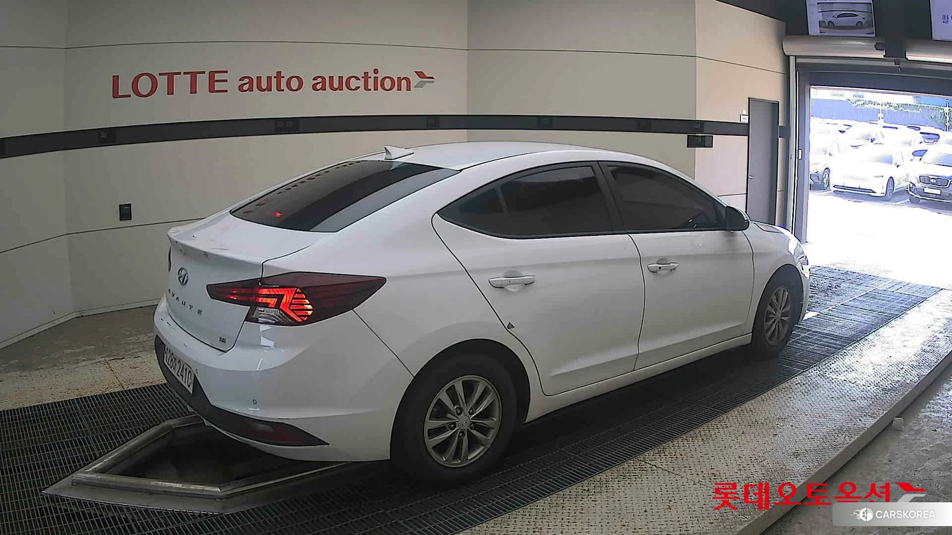 Hyundai Avante id 4674111 из Кореи 10