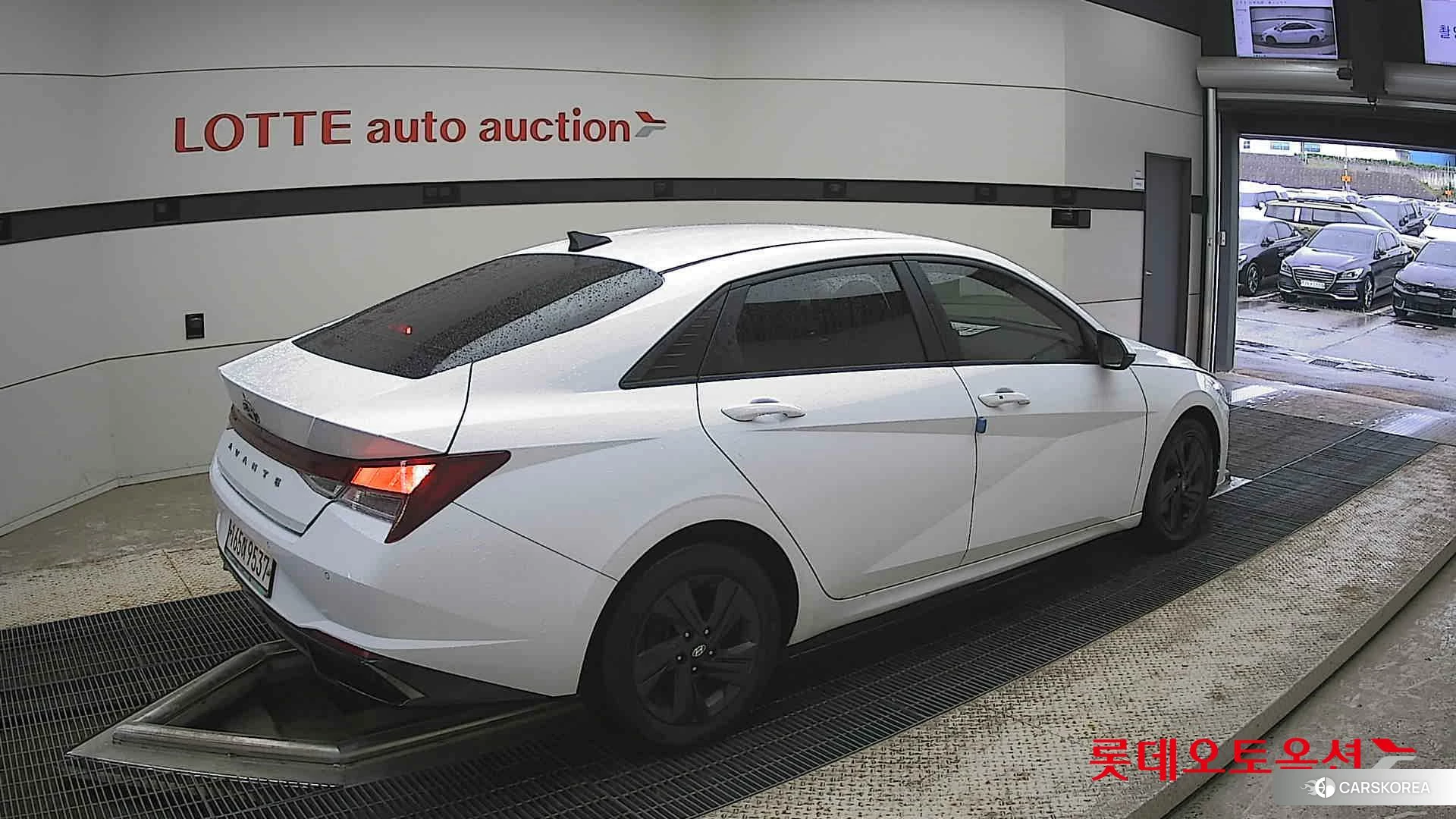 Hyundai Avante Hybrid id 4352318 из Кореи 10
