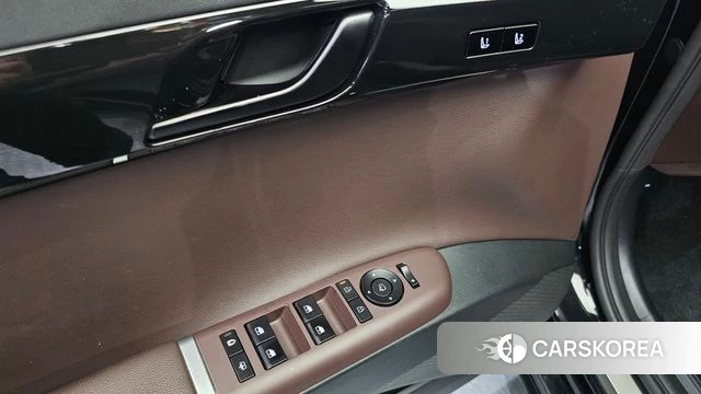 Hyundai Grandeur (GN7) id 4579658 из Кореи 10