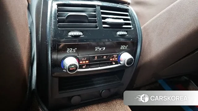 BMW 5 Series (G30) id 3259625 из Кореи 10