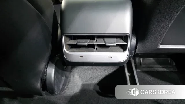 Tesla Model Y id 3585938 из Кореи 10