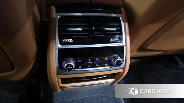 BMW 7 Series (G11) id 3504675 из Кореи 10