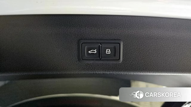 Audi Q3 (F3) id 3879051 из Кореи 10