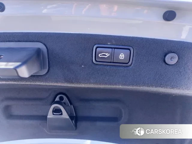 Genesis G70 id 3651348 из Кореи 10