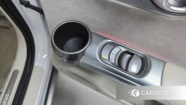 Genesis GV60 id 3349143 из Кореи 10