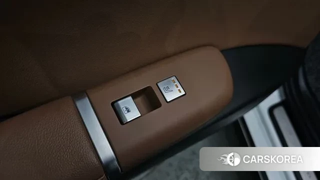 Hyundai Grandeur (GN7) id 3507986 из Кореи 10