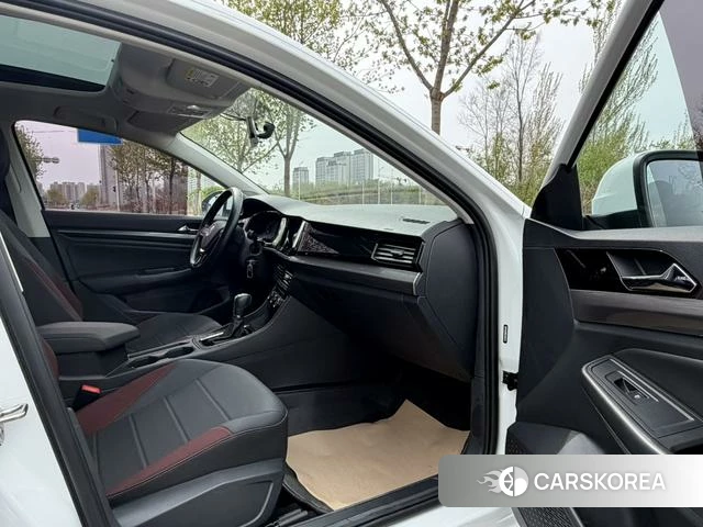 Volkswagen Bora id 4298190 из Китая 10