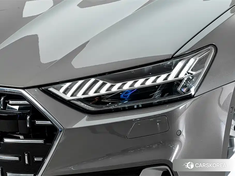 Audi A7L id 4669396 из Китая 10