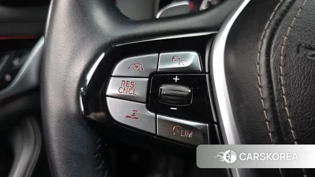 BMW 5 Series (G30) id 3479844 из Кореи 10