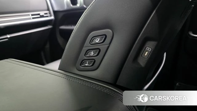 Hyundai Santa Fe (MX5) id 3933757 из Кореи 10