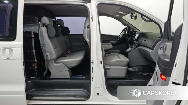 Hyundai The New Grand Starex id 4703465 из Кореи 10