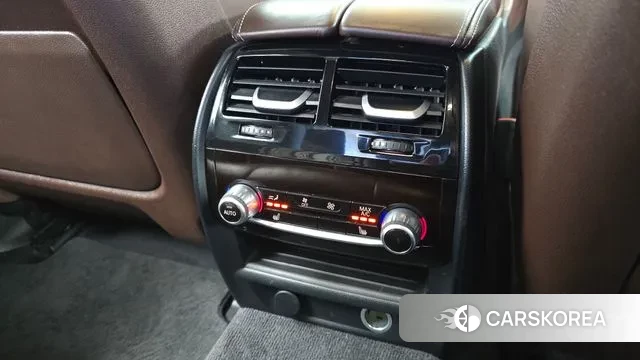 BMW 5 Series (G30) id 3737372 из Кореи 10