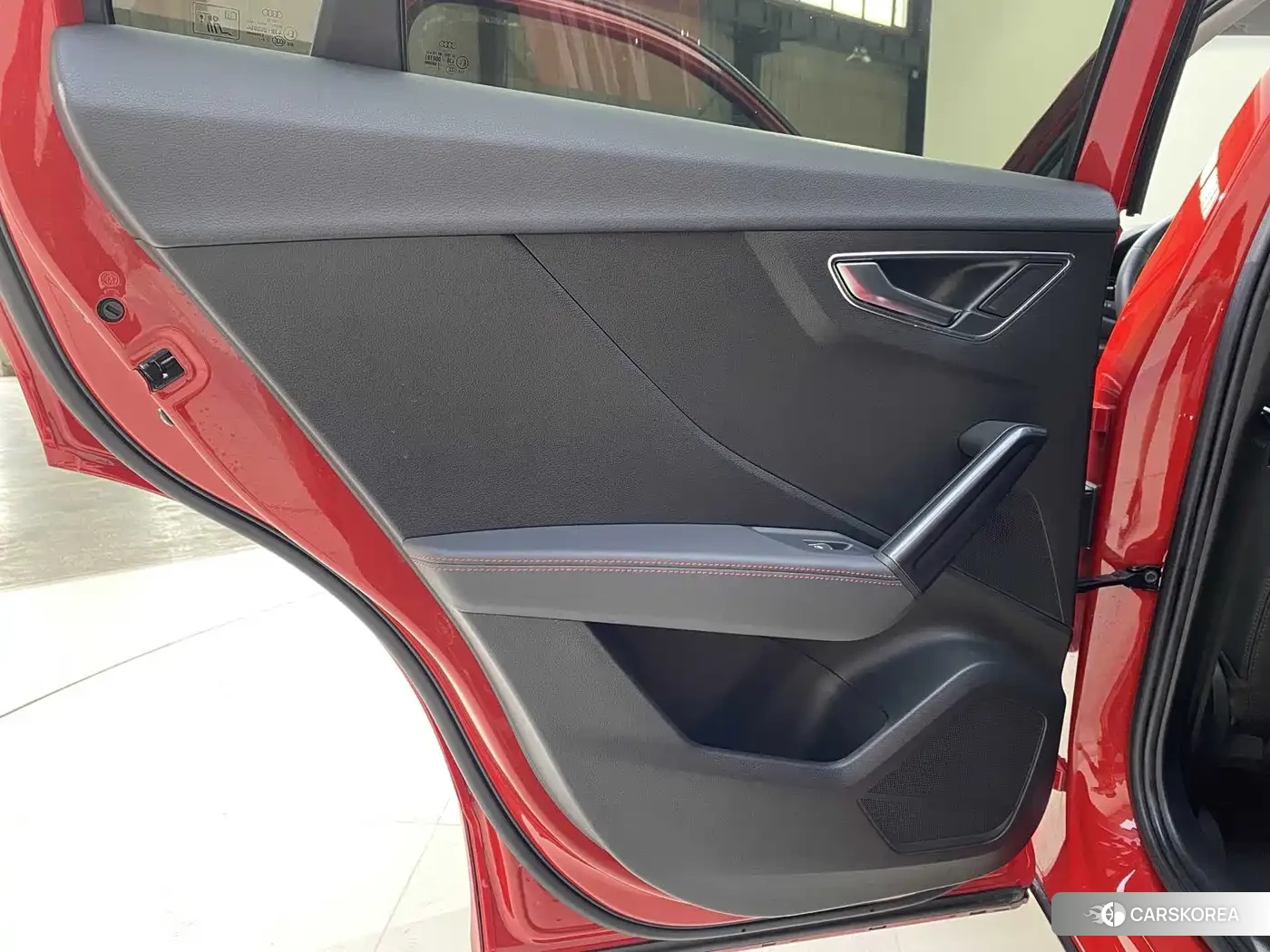 Audi Q2L id 4653875 из Китая 10