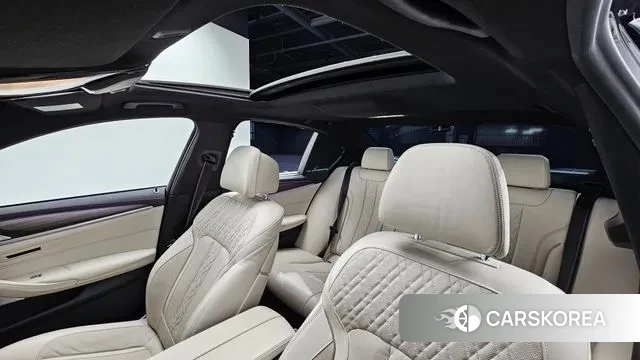 BMW 5 Series (G30) id 3473844 из Кореи 10