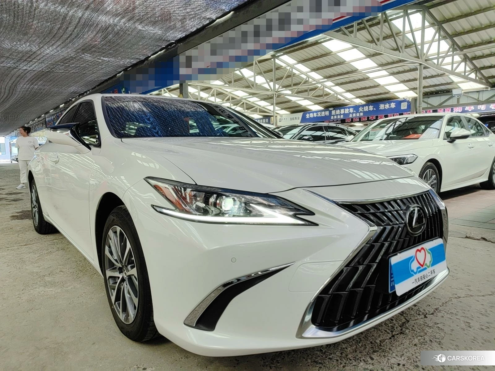 Lexus ES id 4493228 из Китая 10