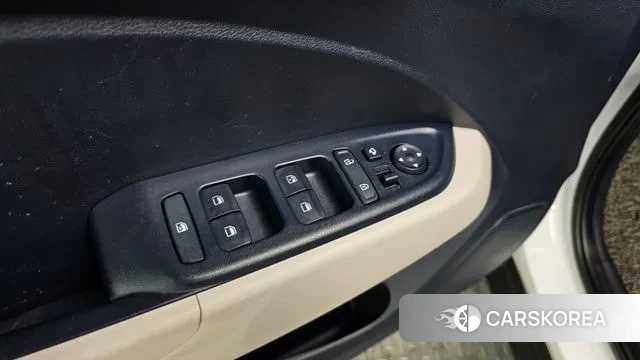 Hyundai Venue id 3612239 из Кореи 10