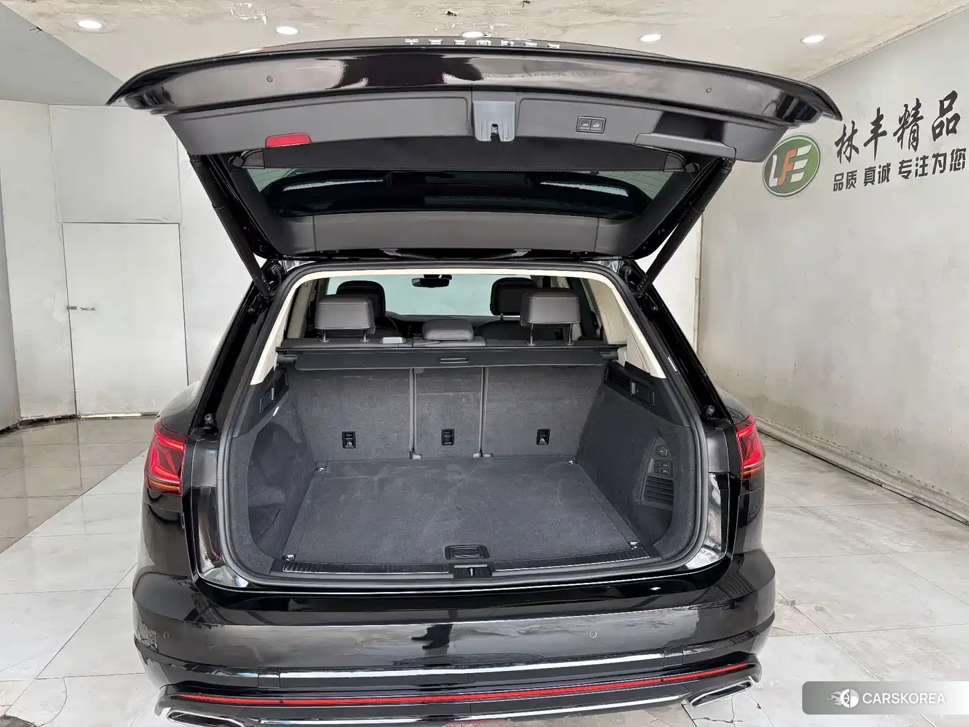 Volkswagen Touareg id 4679569 из Китая 10