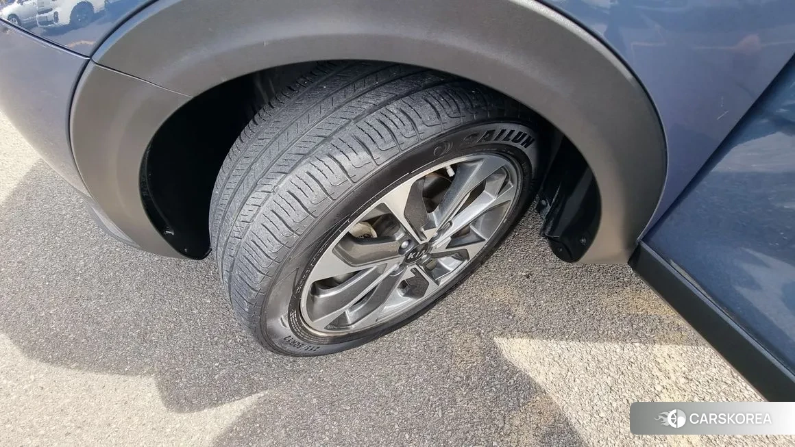 Kia Stonic id 1618576 из Кореи 10