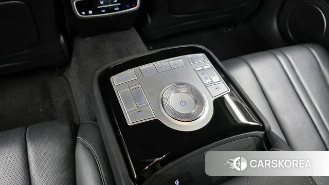 Genesis G80 (RG3) id 3884423 из Кореи 10
