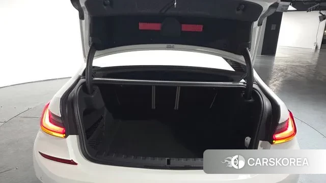 BMW 3 Series (G20) id 3518514 из Кореи 10