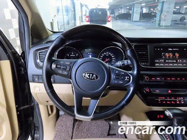 Kia The New Carnival id 2703628 из Кореи 10