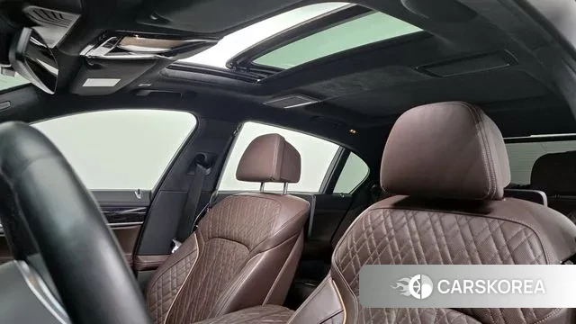 BMW 7 Series (G11) id 2965473 из Кореи 10