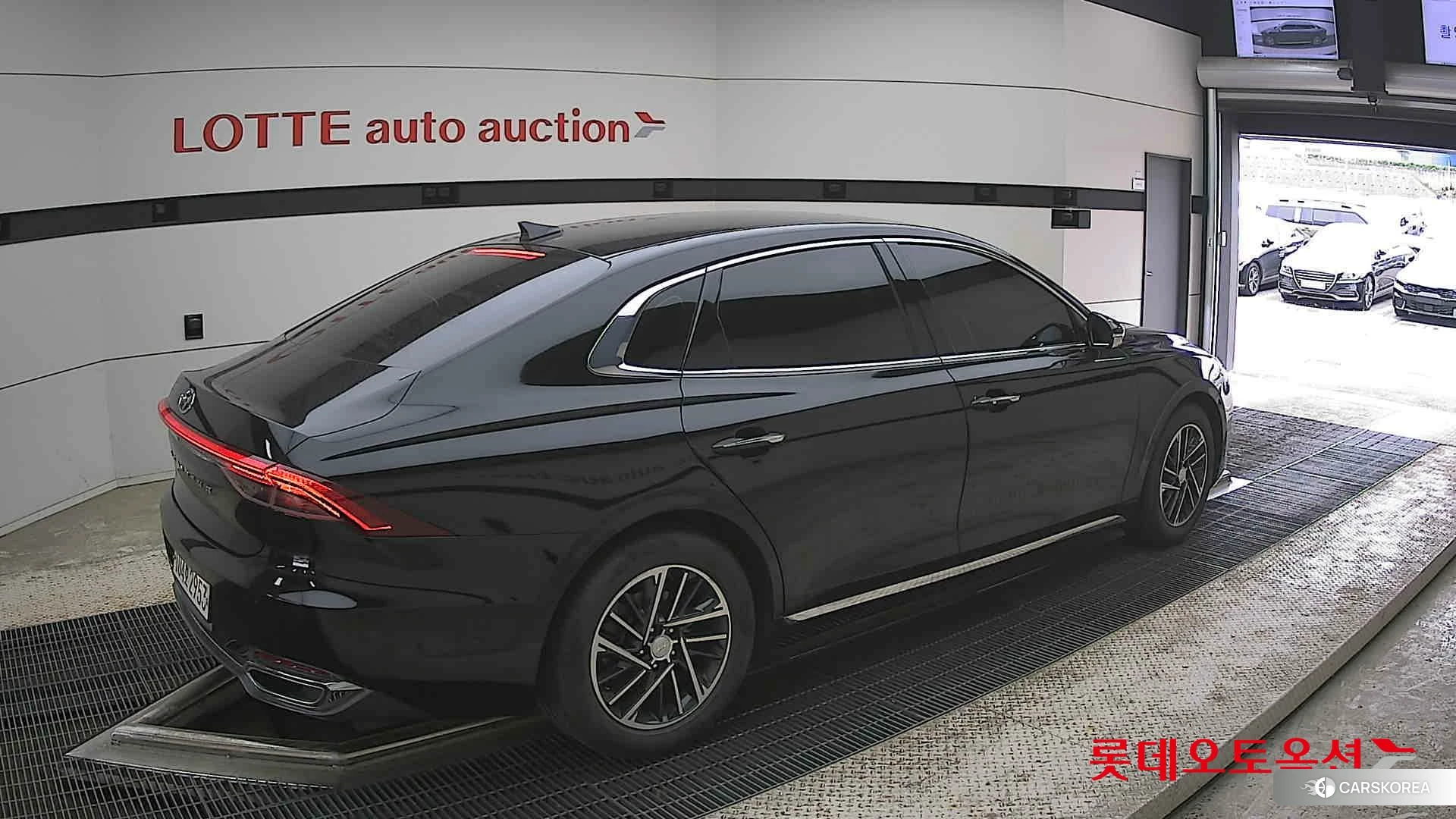 Hyundai Grandeur id 4347312 из Кореи 10