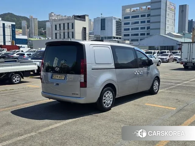 Hyundai Staria id 2931072 из Кореи 10