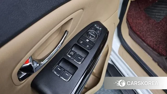 Kia The New Carnival id 3380565 из Кореи 10